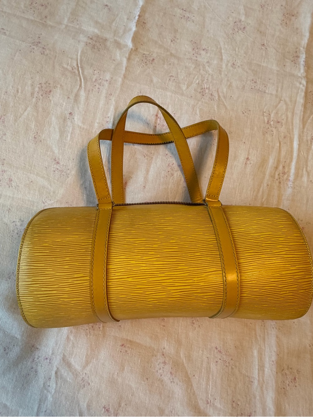 Louis Vuitton Tassil Yellow Epi Leather Soufflot Bag - Picture 14 of 15